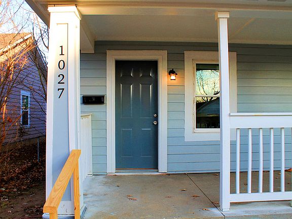 2nd image of 1027 Saint Paul St #1027