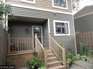 1867 W County Rd E, Saint Paul, MN 55126