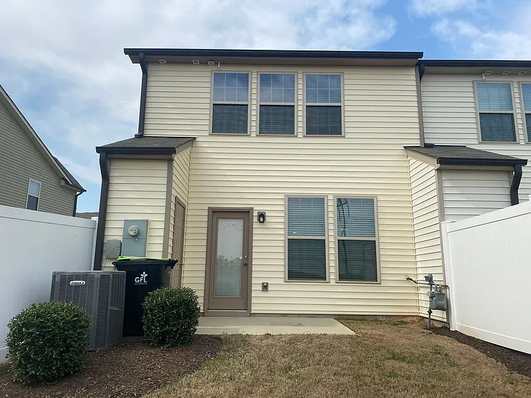 35 S Grey Abbey Dr — Photo 23