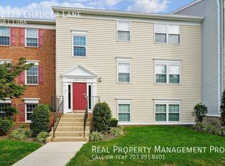 12129 Chaucer Ln, Woodbridge, VA 22192