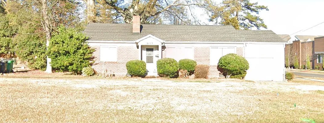 6015 Monroe Rd — Photo 4