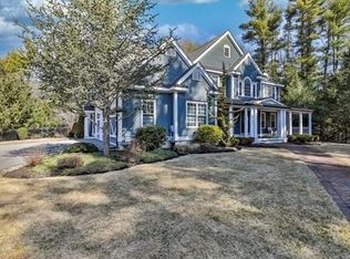 15 Winding Oaks Way, Boxford, MA 01921