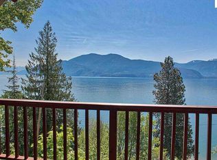 93 Blue Jay Dr, Sagle, ID 83860