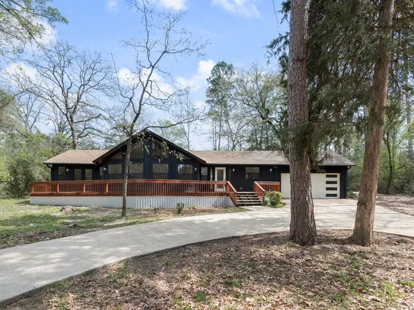 284 Pleasant Hill Ln, Holly Lake Ranch, TX 75765