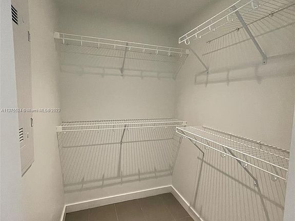 4th image of 1600 NE 1st Ave #25