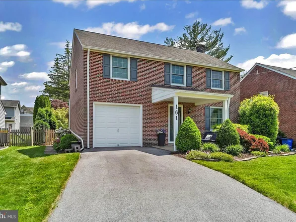 161 W Hillcrest Ave, Havertown, PA 19083
