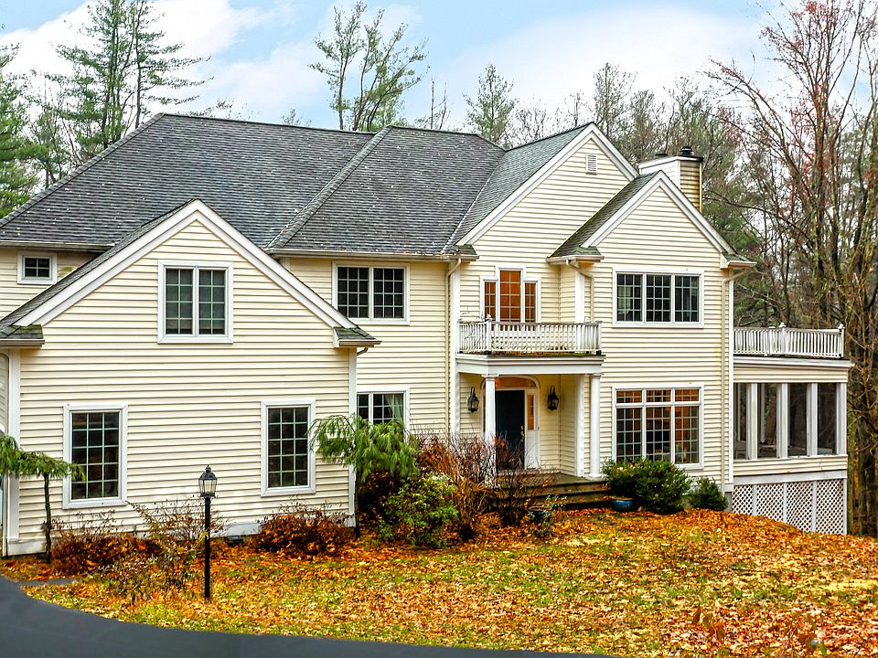 1st image of 809 Locke Ln