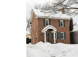 1805 S Genesee Dr, Lansing, MI 48915