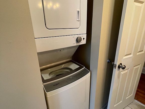 in suite washer dryer