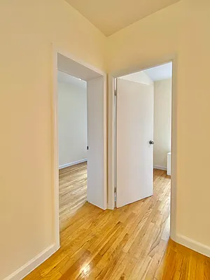 Rented by Waverly Realty Associates | media 20