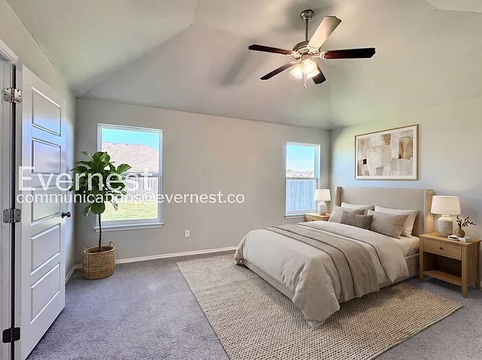 3 bed, 2.0 bath, 1487 sqft, $1,750 — Photo 4
