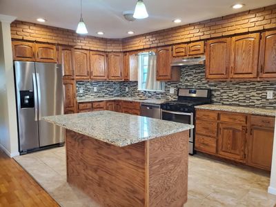 44 W 24th St, Bayonne, NJ, 07002