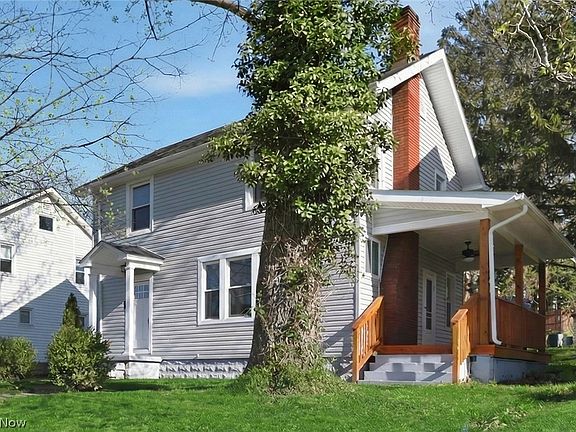 2nd image of 637 Lenox Ave