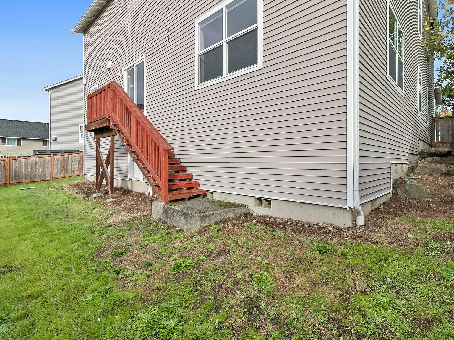4 bed, 2.5 bath, 3063 sqft, $3,400 — Photo 4