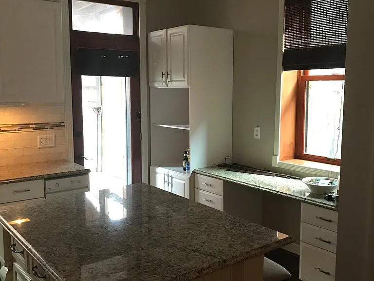 1037 Garvin Pl — Photo 17