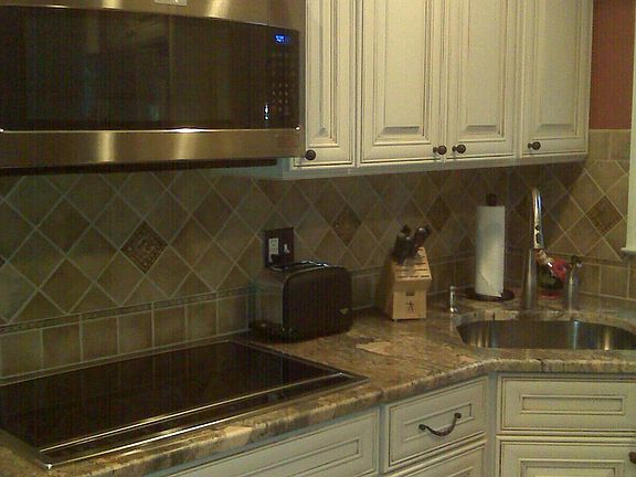 3rd image of 1901 Stirrup Ln