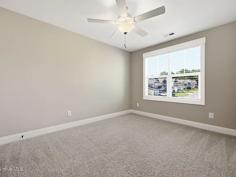 318 Dunston Rd — Photo 30