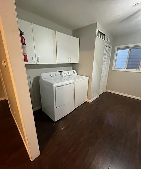 705 N Adams Ave — Photo 6