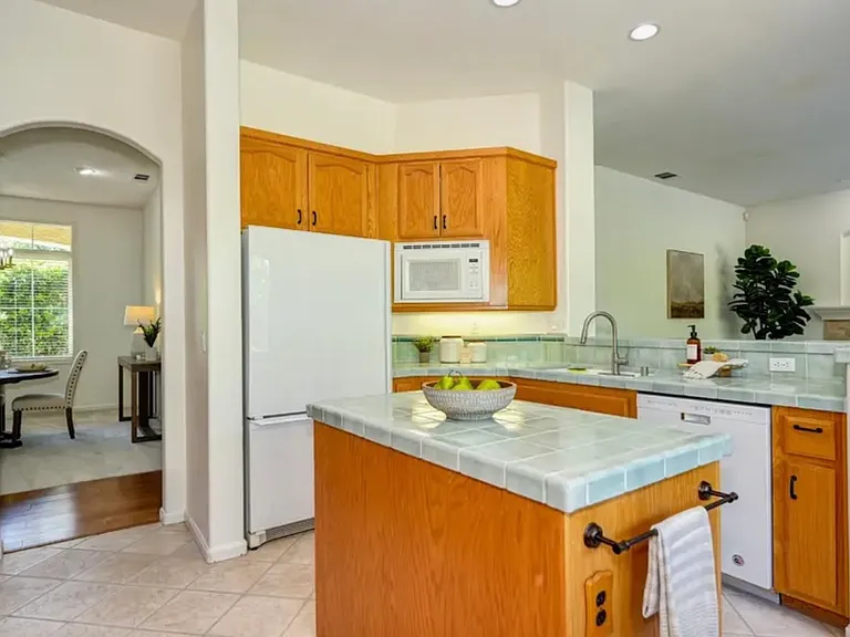 1665 Halifax Way — Photo 12