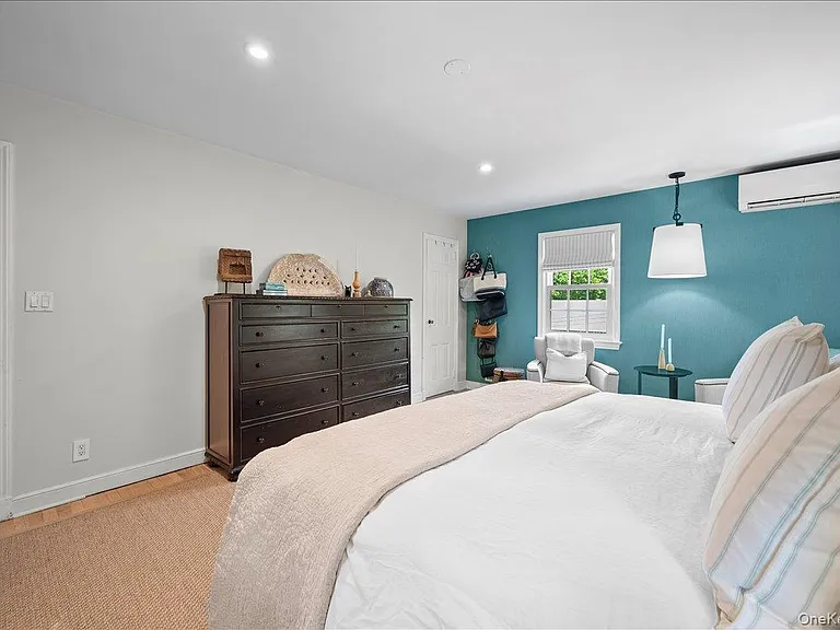 150 Kingsbury Rd — Photo 16