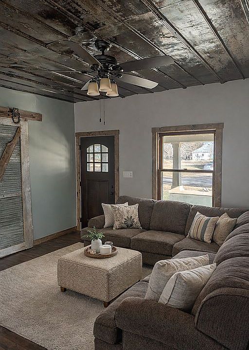 1st image of 303 Walnut St