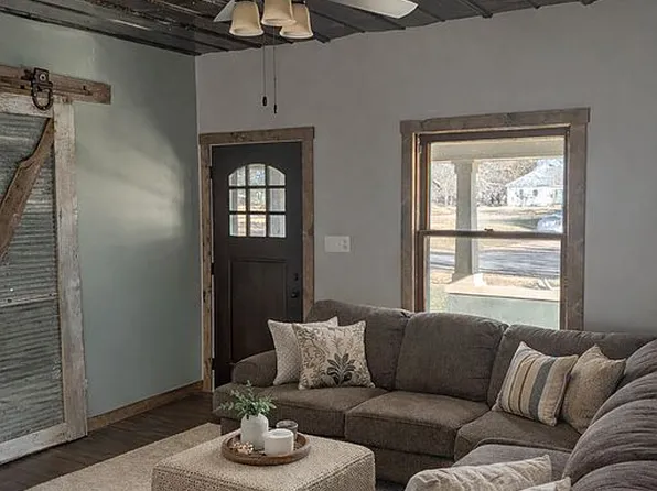 303 Walnut St, Lebanon, KS 66952