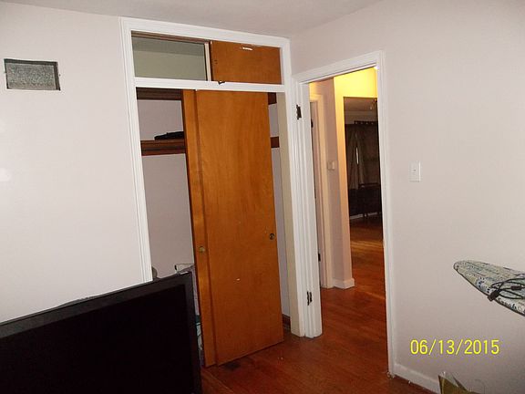 4th image of 9607 Colony Dr