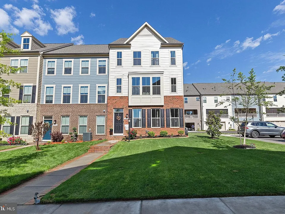 18027 Red Mulberry Rd