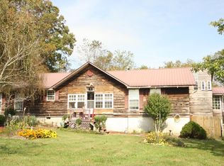 526 Rugby Ave, Jamestown, TN 38556