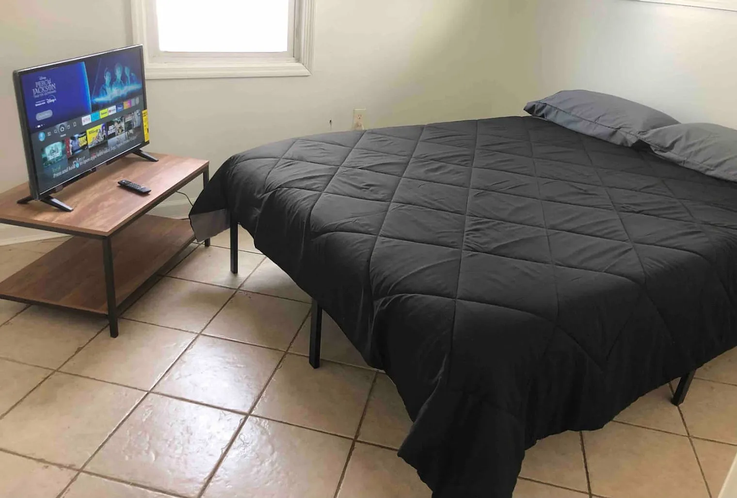 2 bed, 1.0 bath, 871 sqft, $3,337 — Photo 4