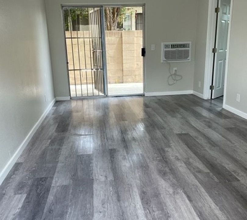 1st image of 926 Highland St APT 302