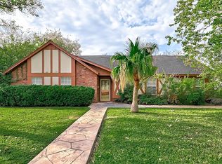 5711 Hummingbird St, Houston, TX 77096