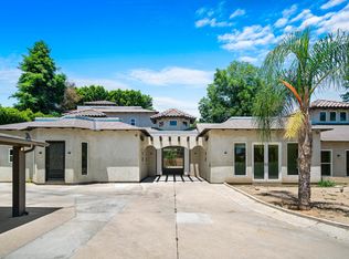 8620 Blauvelt Pl, Northridge, CA 91325