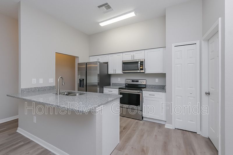 1st image of 4306 Reynolds Creek Ave
