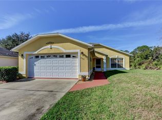 2122 3rd Ave, Deland, FL 32724