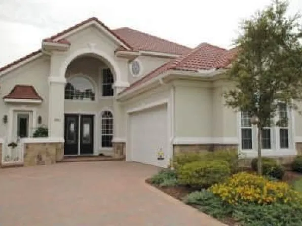 100 Emerald Lake Dr, Palm Coast, FL 32137