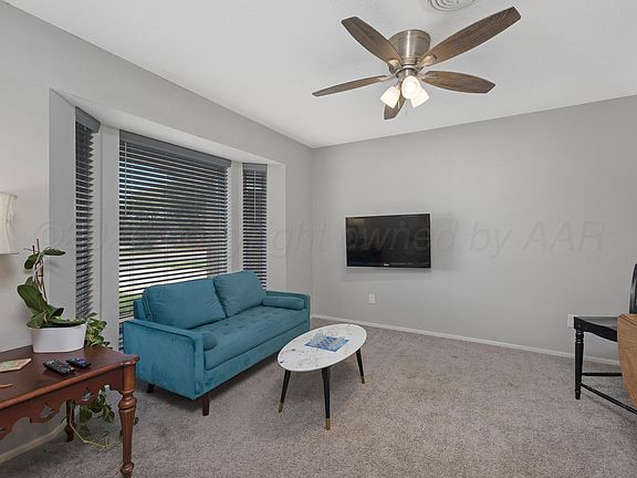 3rd image of 2813 Porter Dr