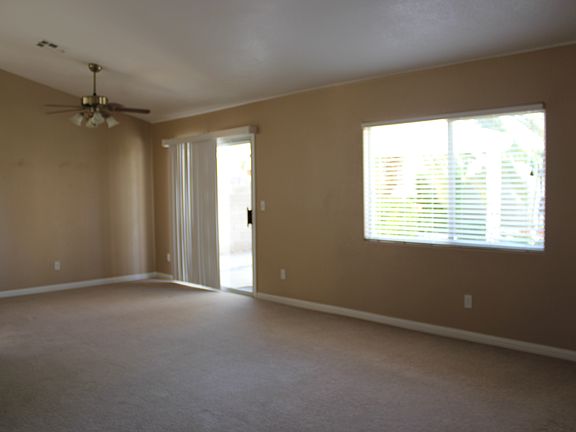 4th image of 2506 Carolina Ct