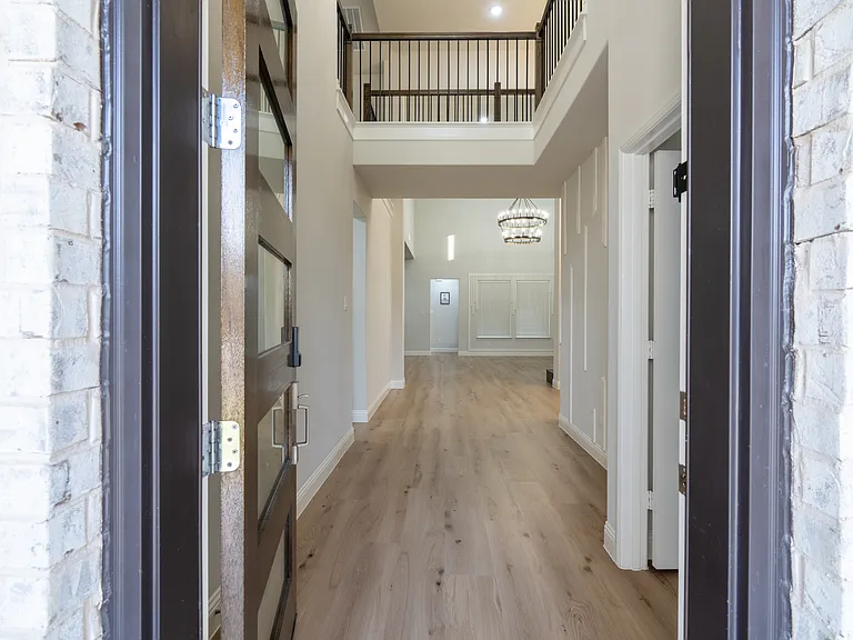 14421 McClint St — Photo 8