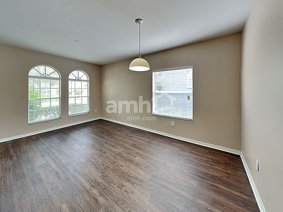 4th image of 7611 Bristol Park Dr