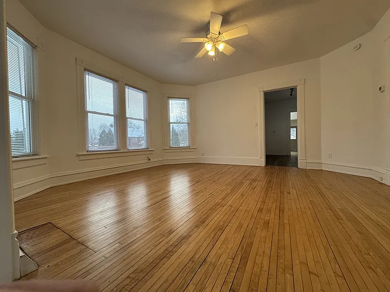 122 North St — Photo 13
