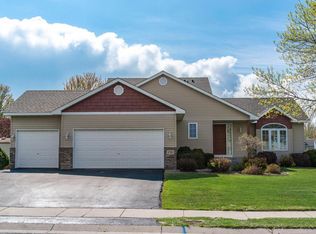 2310 Maple Ln, Buffalo, MN 55313