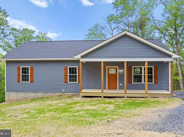 86 Secession Ln, New Market, VA 22844