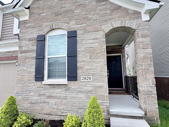2nd image of 2829 Dillon Dr