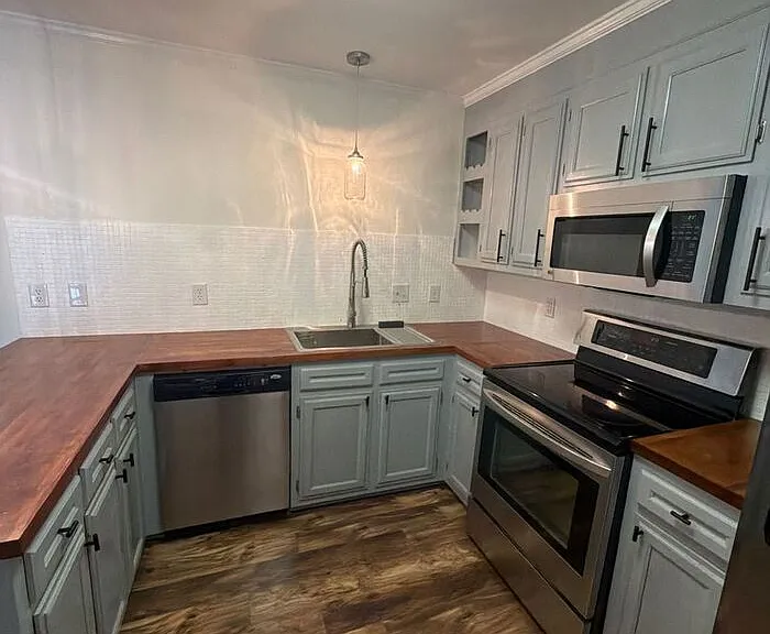 205 W Nims Ave — Photo 9