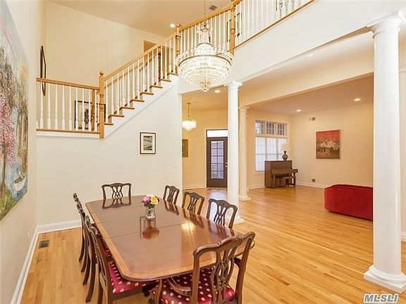 5th image of 9 Hathaway Ln