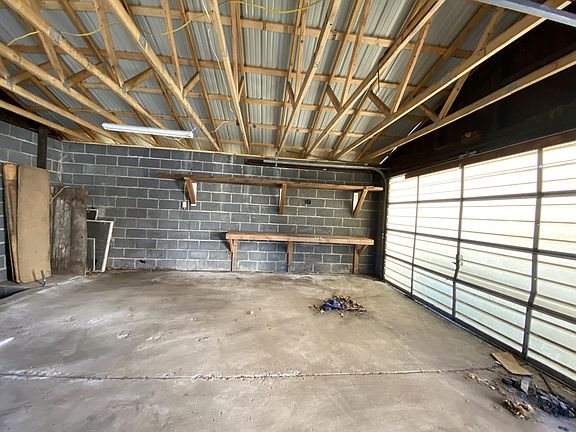 1.5 Detached Car Garage