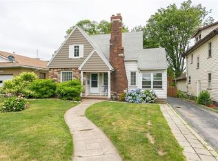 240 Cooper Rd, Rochester, NY 14617