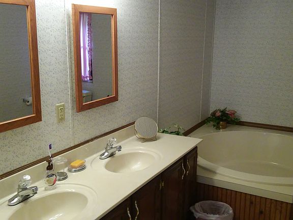 5th image of 126 Ventner Ct