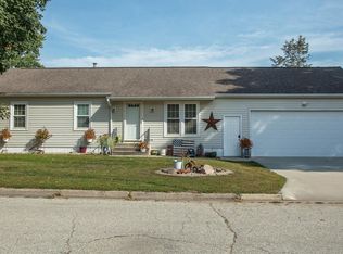 327 E Mindy Dr, Shell Rock, IA 50670